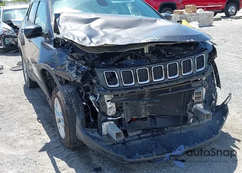 2018 Jeep Compass Sport Fwd из США, поврежденный, VIN 3C4NJCAB4JT322374